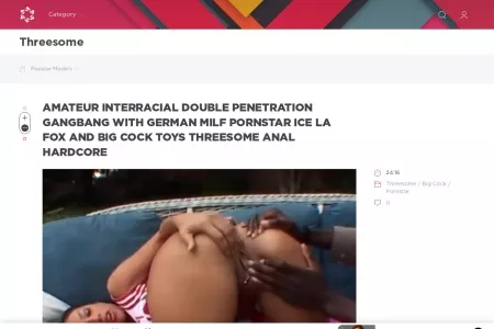 Screenshot of Threesome